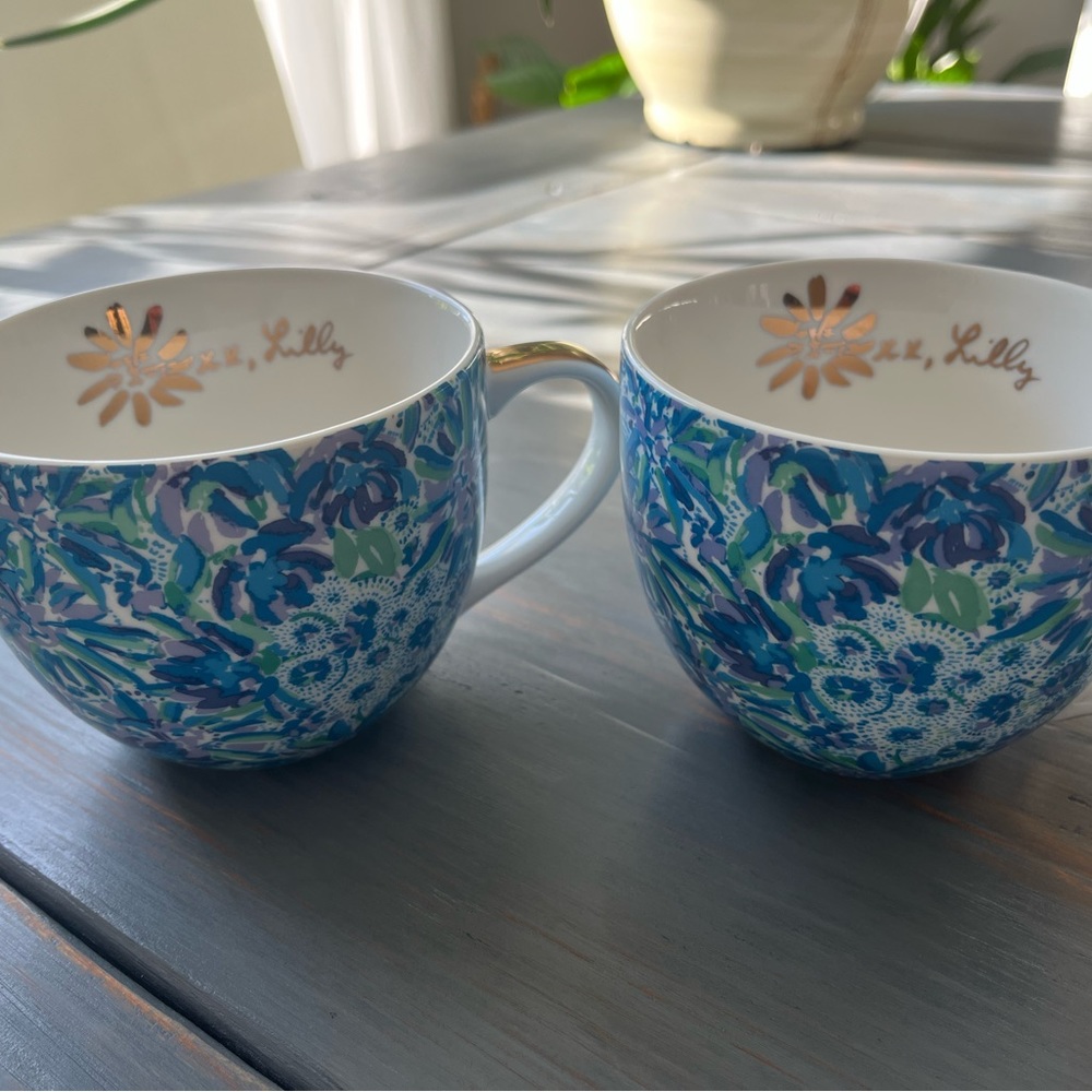 Set of two Lilly Pulitzer blue flower design mugs.  Never used.